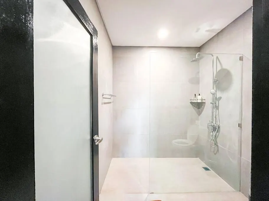 Villa Raaadha 3Br Modern Design Villa Center Of Seminyak
