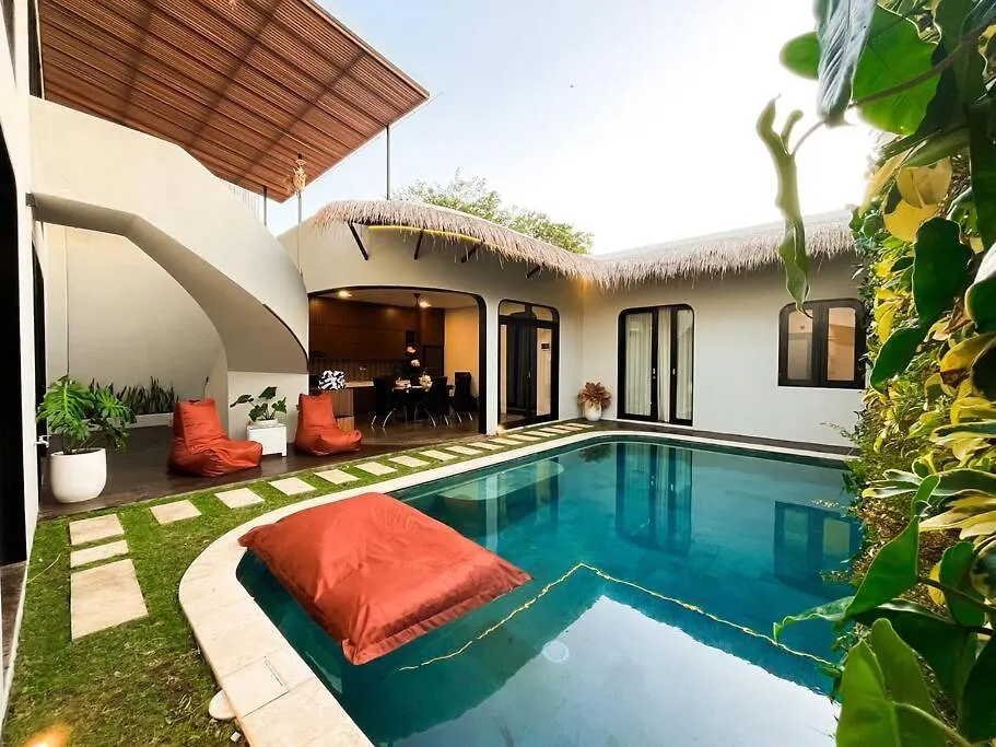 Villa Raaadha 3Br Modern Design Villa Center Of Seminyak  Seminyak (Bali)