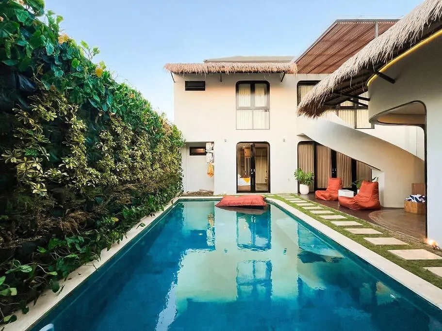 Villa Raaadha 3Br Modern Design Villa Center Of Seminyak